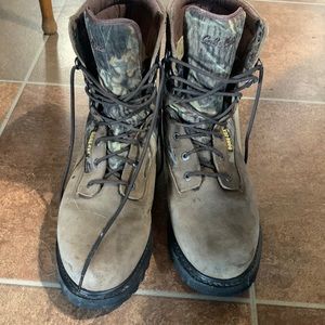 Cabelas Men’s Hunting Boots size 13